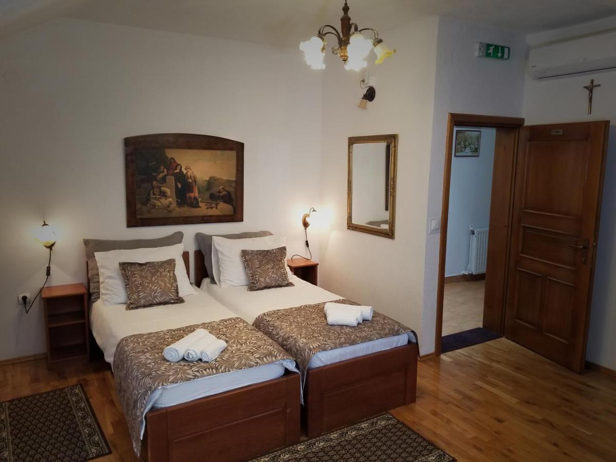 Wellness B&B Winery Sontacchi Kutjevo ภายนอก รูปภาพ