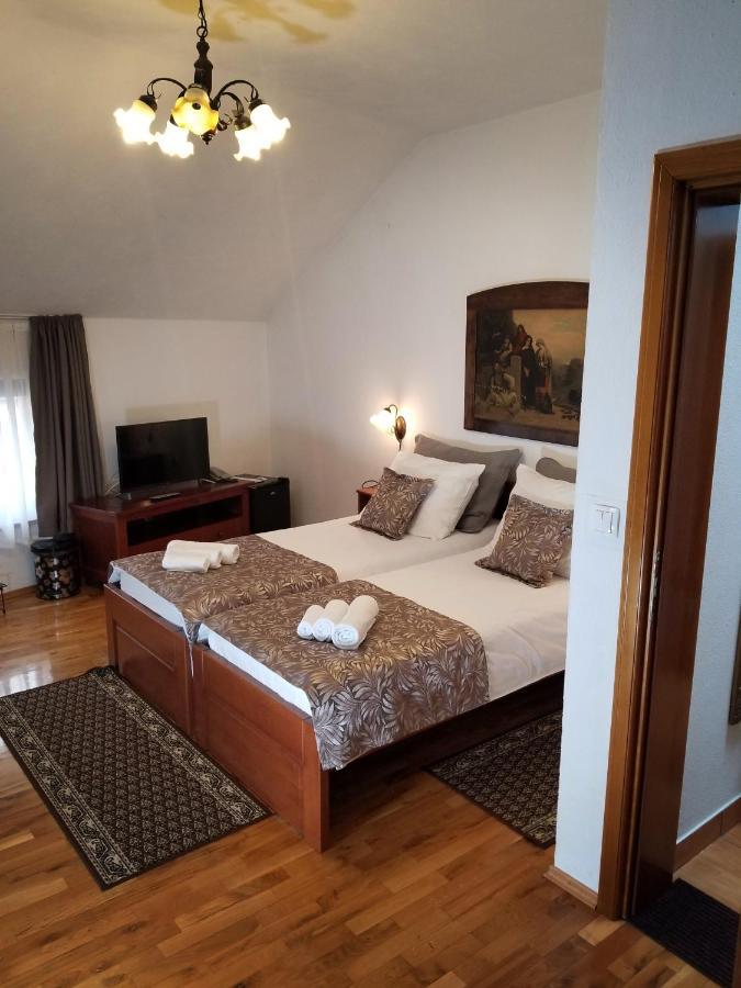 Wellness B&B Winery Sontacchi Kutjevo ภายนอก รูปภาพ